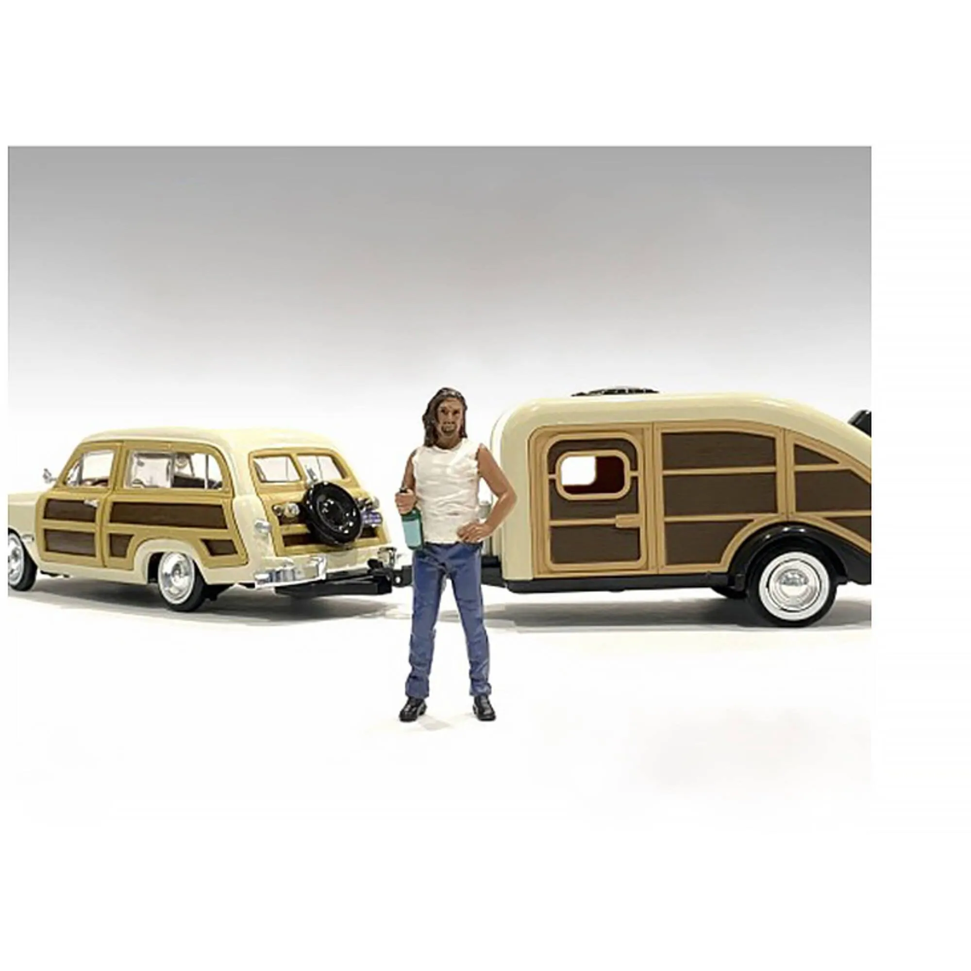 American Diorama Figure 3 - Campers Poly-Resin Material for 1/18 Scale Models
