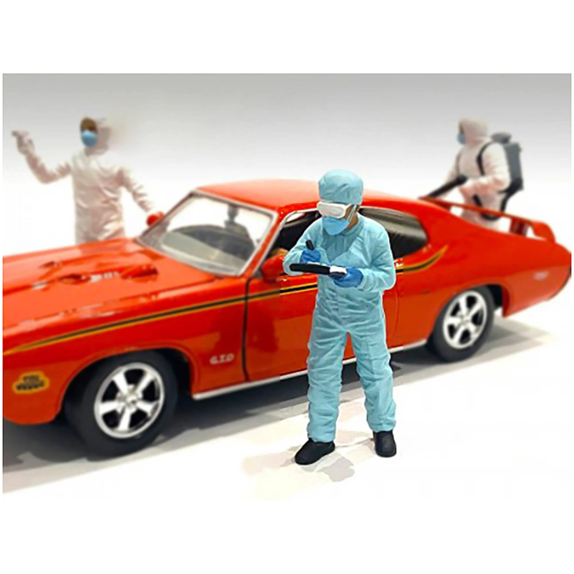 American Diorama Figurine IV - Polyresin Material Hazmat Crew 1/24 Scale Models
