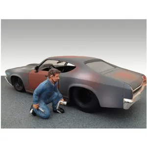 American Diorama Figurine - Mechanic Jerry Polyresin for 1/24 Models Blister Pack