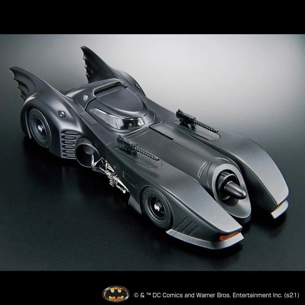 Bandai 1/35 Tim Burton's Batman Batmobile [Batman Ver.] Model Kit