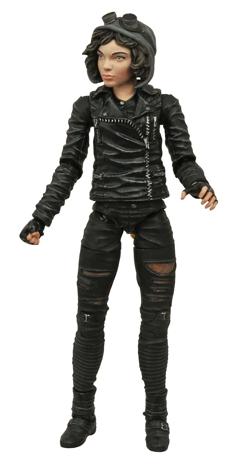 Diamond DC Gotham Select Selina Kyle Action Figure
