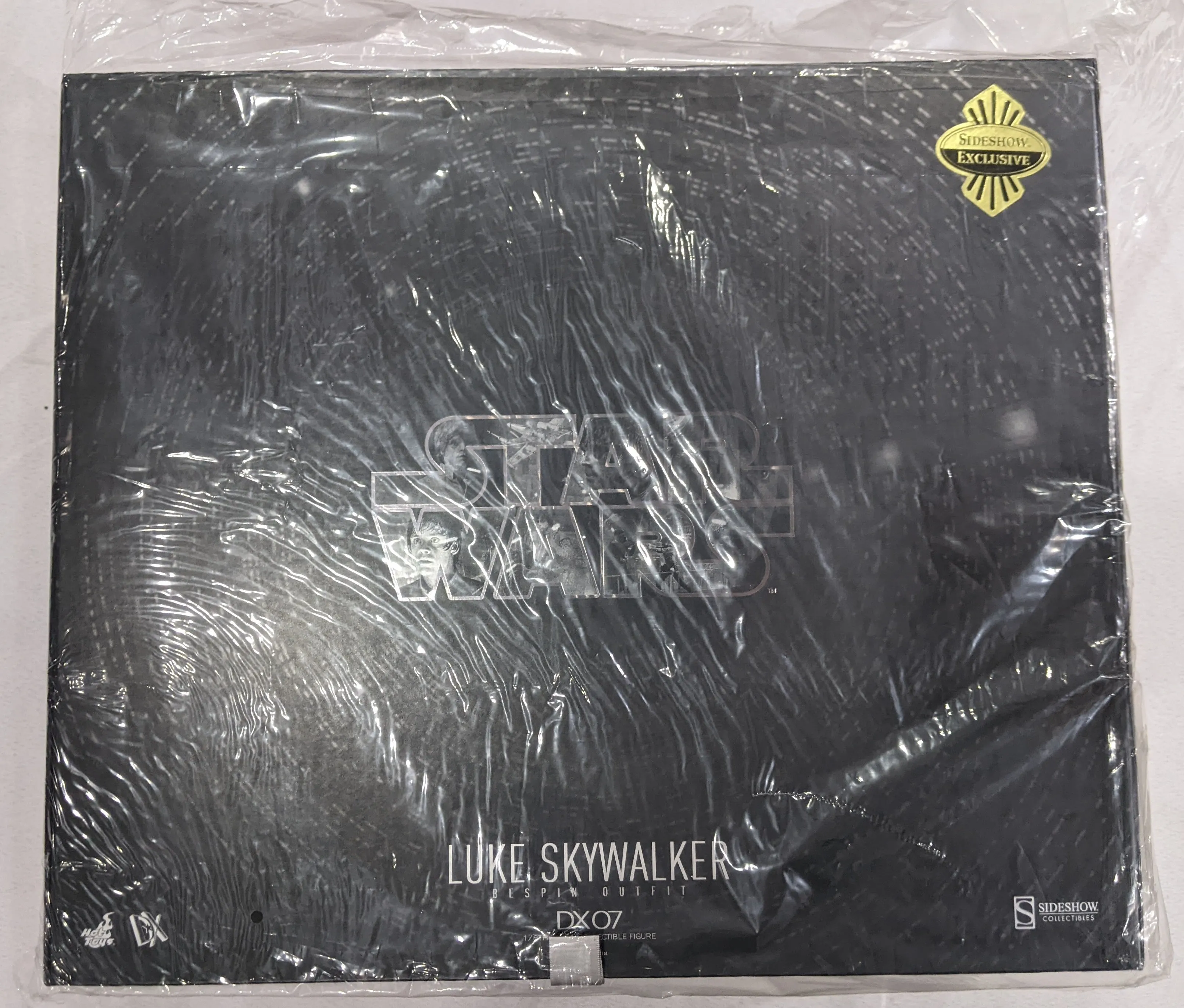 Hot Toys 1/6 Star Wars Luke Skywalker  (Bespin Outfit) Sixth Scale Figure DX07
