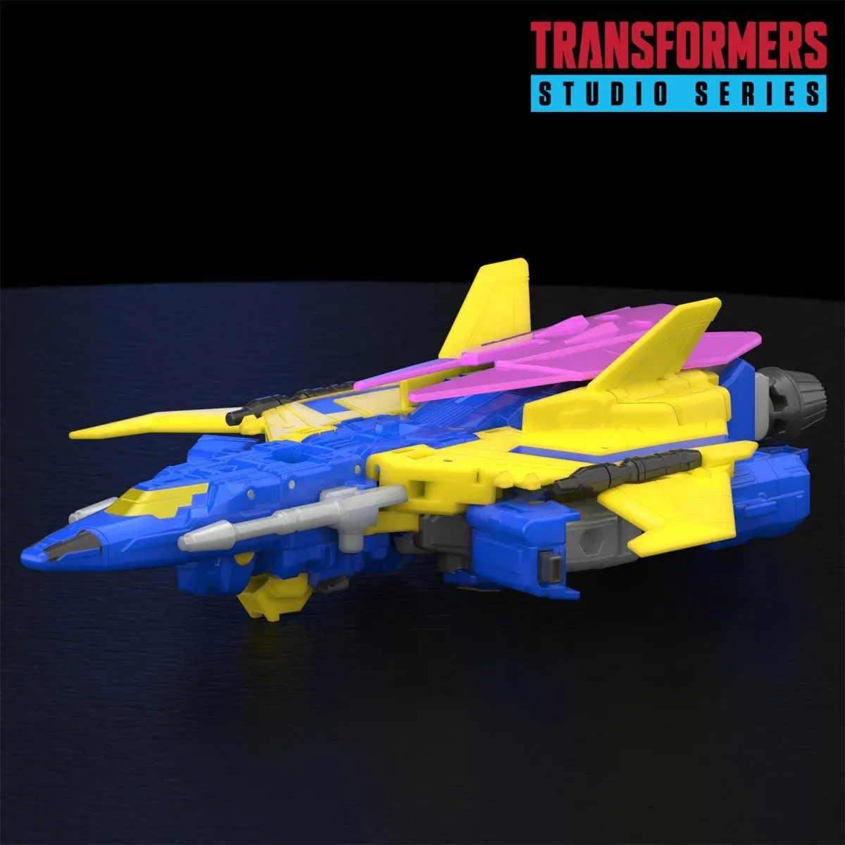 Transformers: ONE Studio Series - Voyager Sentinel Prime