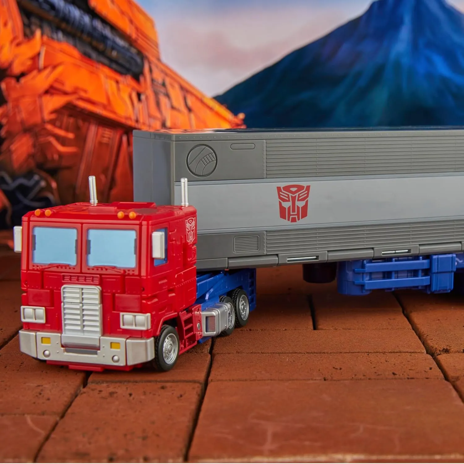 Transformers Studio Series 86 - Commander Optimus Prime