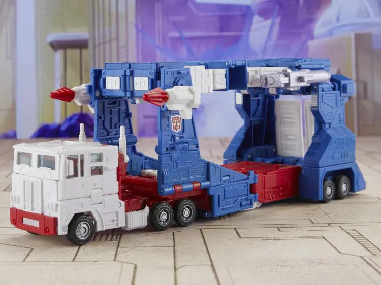 Transformers Studio Series 86 - Commander Ultra Magnus Reissue
