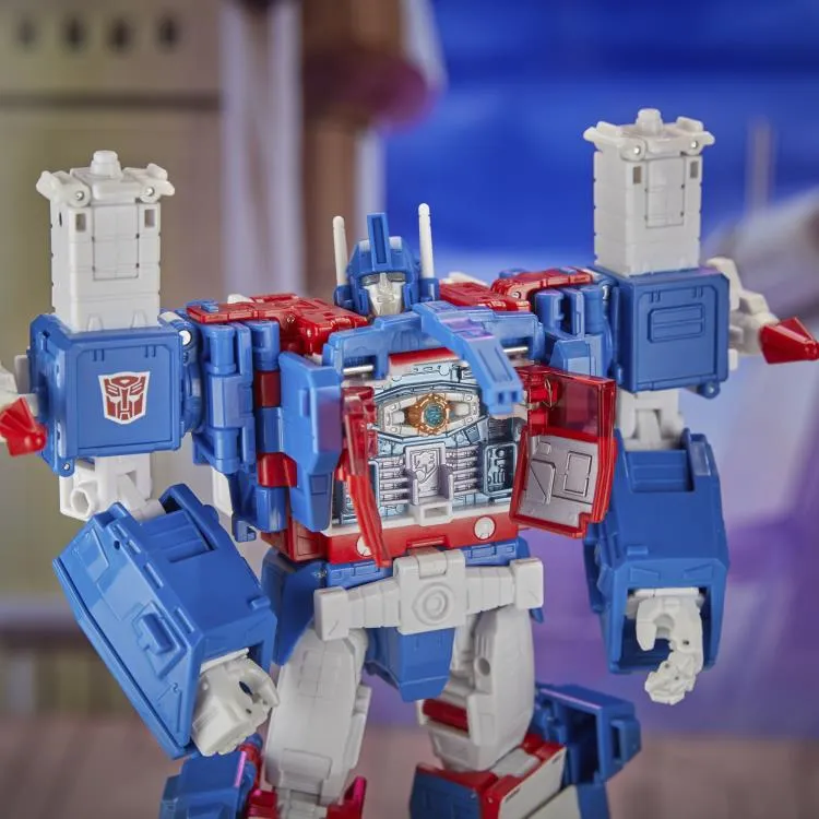 Transformers Studio Series 86 - Commander Ultra Magnus Reissue